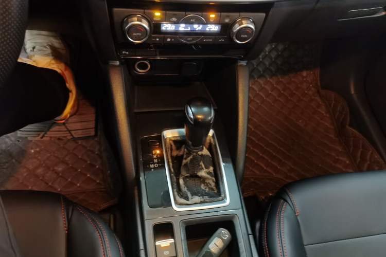 Used Mazda CX-5 2015 2.0L Automatic Two-Wheel Drive Urban Version