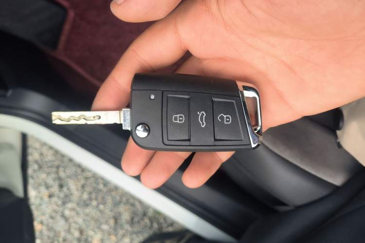 Used Volkswagen T-ROC 2020 280TSI DSG Two-Wheel-Drive Elite Version
