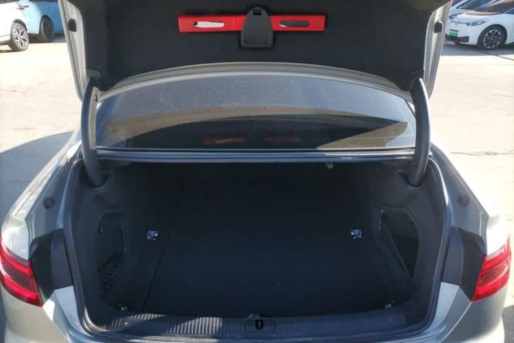 Used Audi A4L 2019 40 TFSI Fashion Edition China VI Emission Standard
