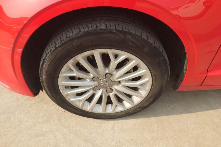 Used Audi A3 2014 Limousine 35 TFSI Automatic Fashion Model