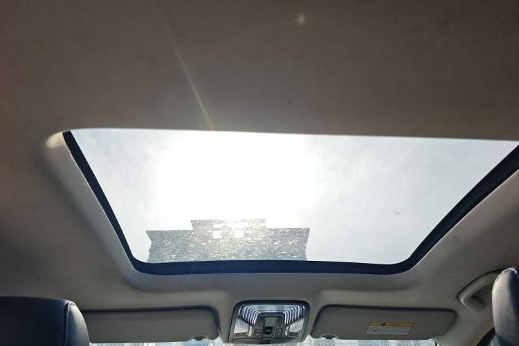 Used Changan CS85 COUPE 2019 1.5T DCT Luxury Version China VI Standard