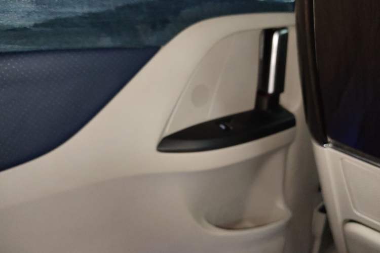 Used Buick GL8 2020 ES Land Cruiser 653T Comfort Edition
