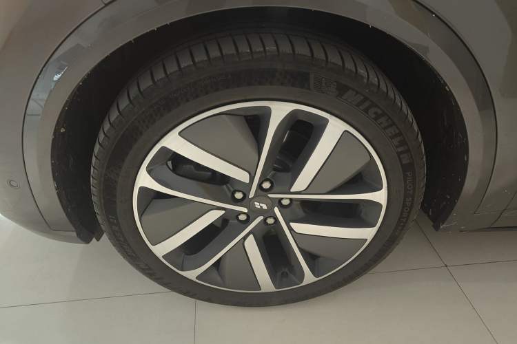 Used Li Auto L9 2023 Pro Model