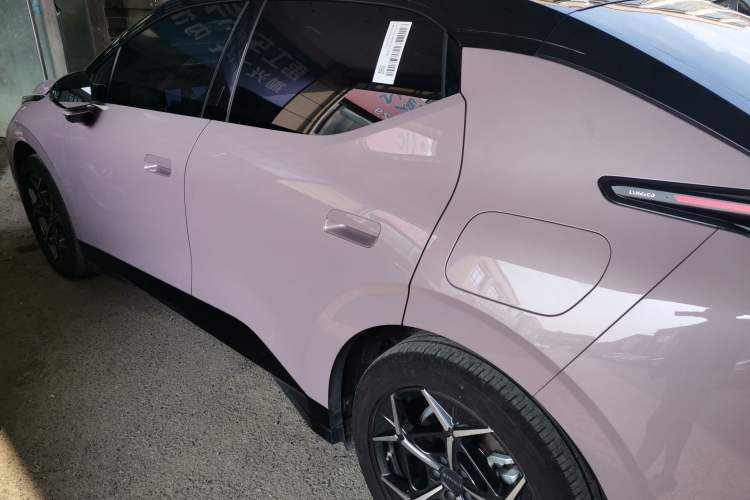 Used Lynk & Co Z20 2025 530 km Range Rear-Wheel Drive Max
