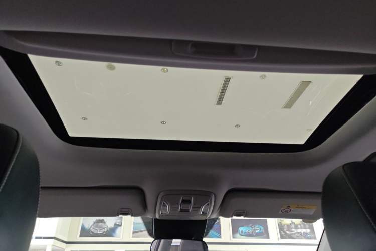 Used GAC Trumpchi M6 2021 PRO 270T Automatic Luxury Edition
