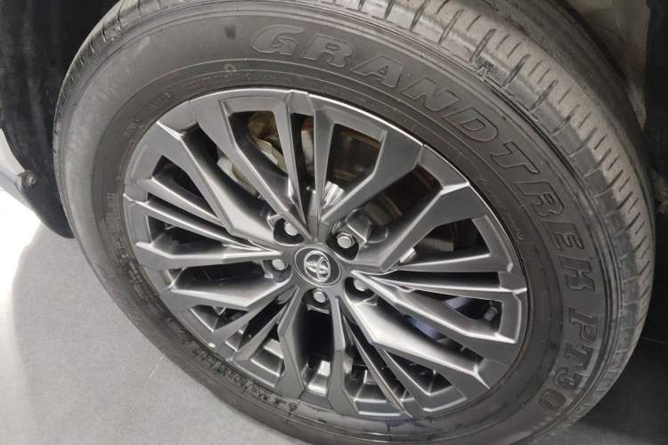 Used Toyota Wildlander 2023 Dual-Motor 2.5L E-CVT Four-Wheel Drive Prestige Edition
