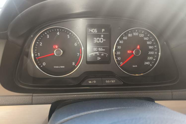 Used Volkswagen Lavida 2013 Restyled Classic 1.6L Automatic Comfort Edition
