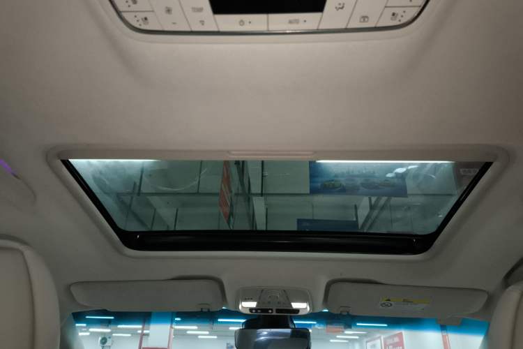 Used Buick GL8 2020 Avenir Avia Six-Seat Deluxe Edition
