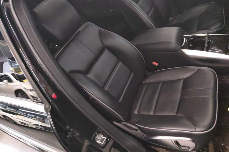 Used Mercedes-Benz R-Class 2017 R 320 4MATIC Luxury Collection Edition