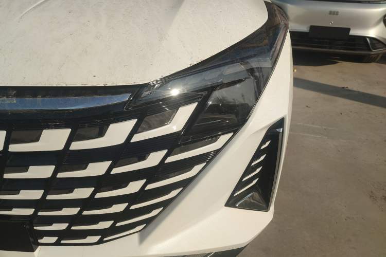 Used Changan UNI-Z 2025 500Bar PRO
