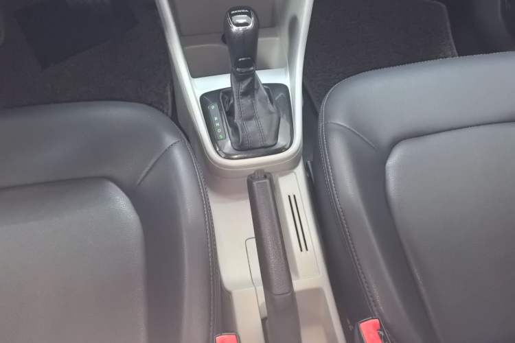 Used Skoda Rapid 2016 1.6L Automatic Front-Wheel Drive Model