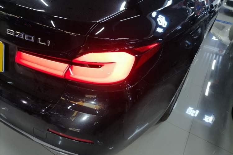 Used BMW 5 Series 2023 530Li Luxury Edition Premium Package
