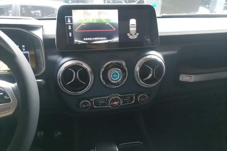 Used  BJ40 2019 2.3T Automatic Four-Wheel Drive Ring the Tower Champion Edition China VI
