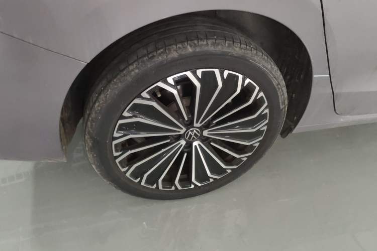 Used Volkswagen Passat 2025 Pro 380TSI Dragon Supreme Edition