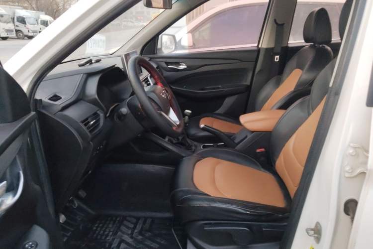 Used Wuling Hongguang S3 2018 1.5L Manual Comfort Model China V Standard