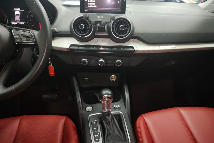 Used Audi Q2L 2020 35 TFSI Ambition Dynamic Edition
