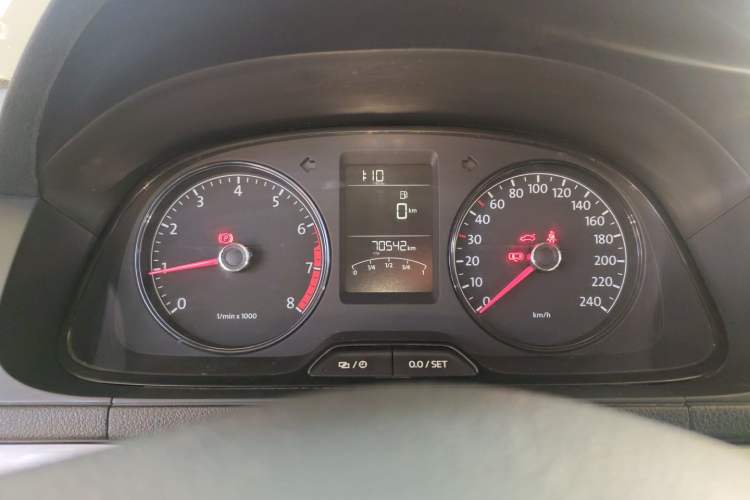 Used Volkswagen Lavida 2017 1.6L Manual Fashion Edition
