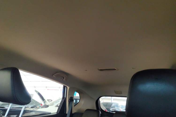 Used Baojun 560 2016 1.8L Manual Elite Version
