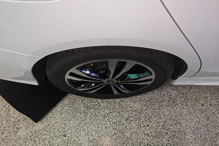 Used Mercedes-Benz C-Class 2017 Restyled C 200 Sport Edition
