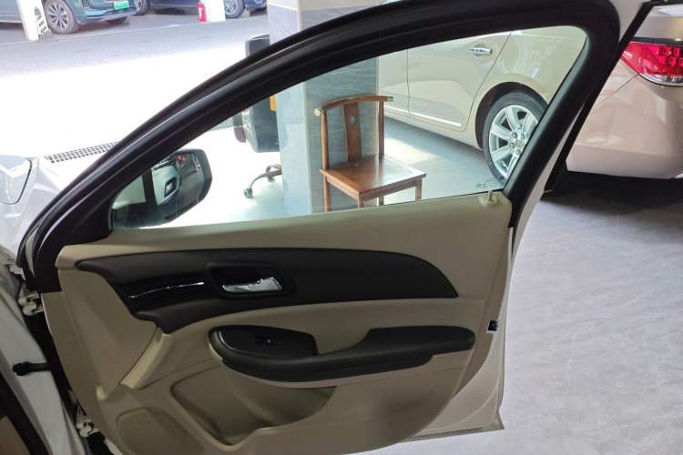 Used Chevrolet Malibu 2014 2.0L Automatic Comfort Edition
