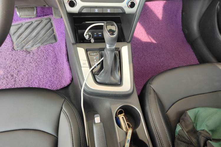 Used Hyundai Elantra 2016 1.6L Automatic ZhiXuan – Elite Version