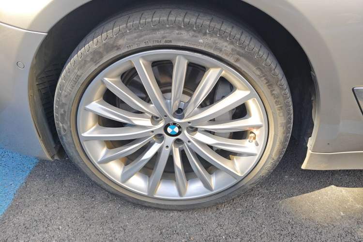 Used BMW 5 Series 2021 530Li Luxury Edition Premium Package
