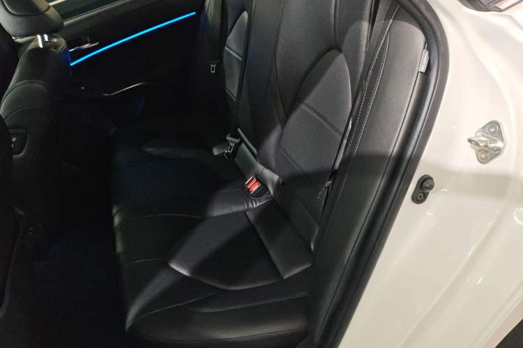 Used Toyota Avalon 2021 2.5L Luxury Edition
