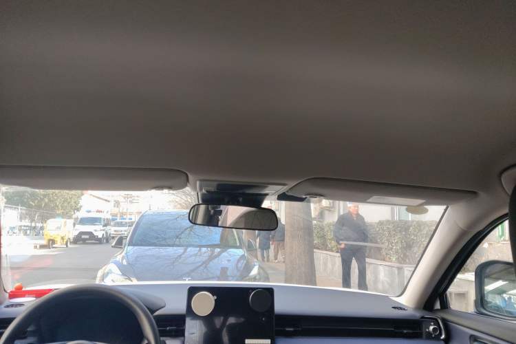 Used Honda Vezel 2026 Model 1.5L CVT Pioneer Edition
