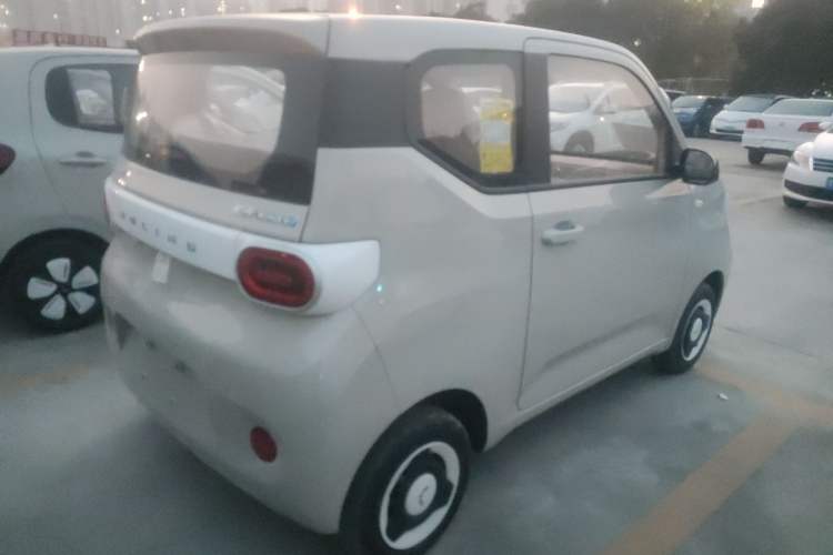 Used Wuling Hongguang MINIEV 2024 3rd Generation 215km Youth Edition
