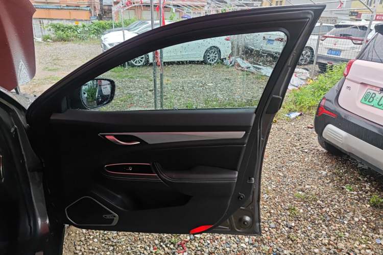 Used Geely Auto Emgrand GT 2020 1.8T Flagship Edition
