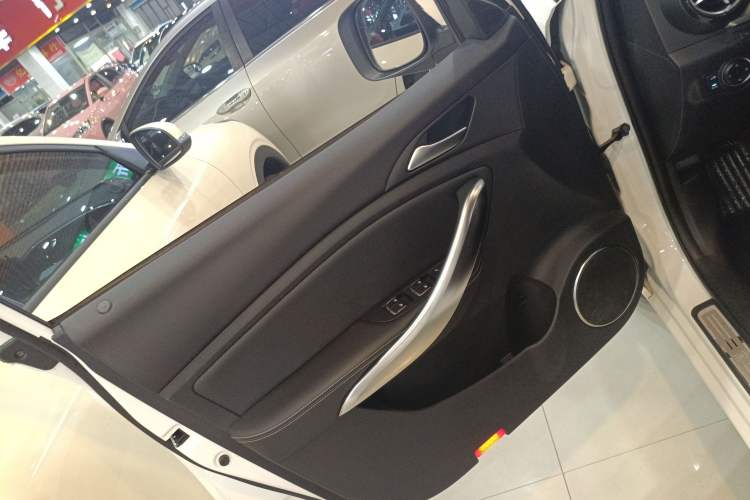 Used BYD Song 2019 1.5TI Automatic Smart Connect Luxurious Edition
