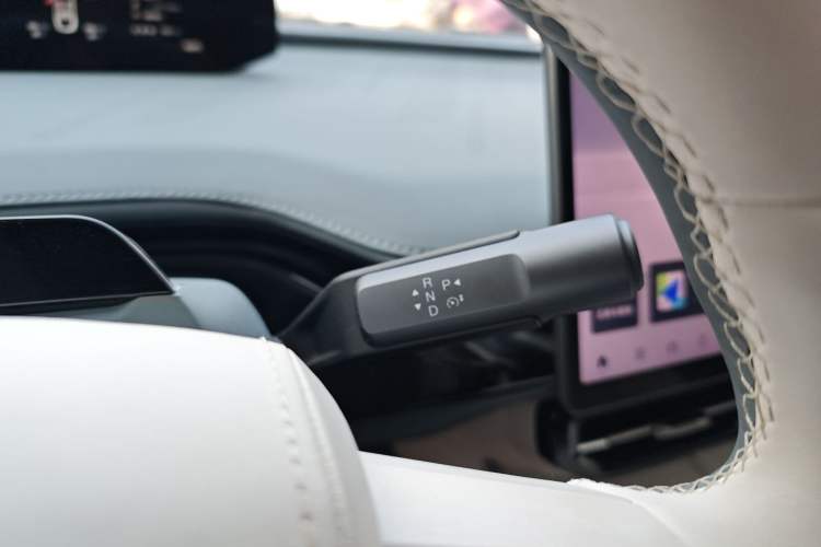 Used  GT 2023 710 Rear-Drive Supercharge Max Edition
