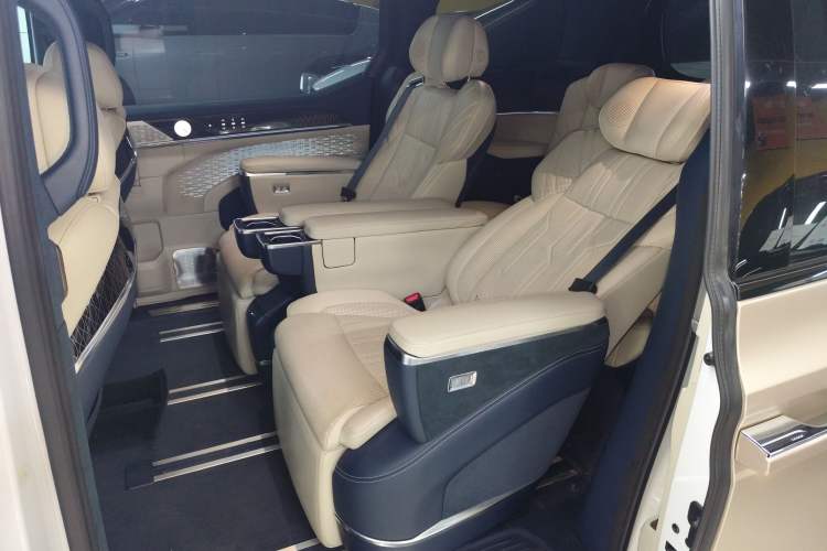 Used Zeekr 009 2022 WE Edition