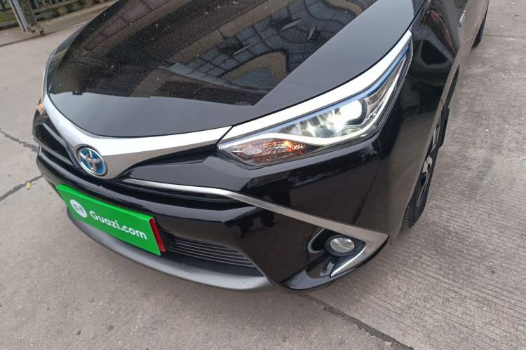 Used Toyota Levin 2017 Revised Dual-Engine 1.8H GS E-CVT Elite Sunroof Version China V Standard