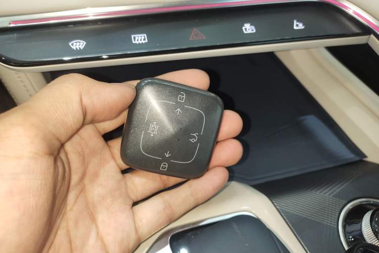 Used Zeekr 001 2022 Ultra-Long Range Dual-Motor YOU Version
