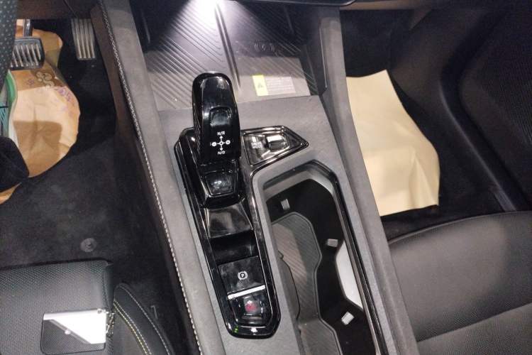 Used Lynk & Co 03 2023 1.5TD DCT JingPro
