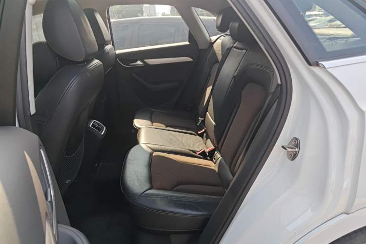 Used Audi Q3 2017 30 TFSI Fashion Model
