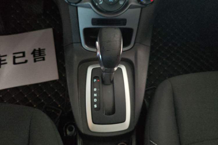 Used Ford Fiesta 2013 Hatchback 1.5L Automatic Fashion Edition