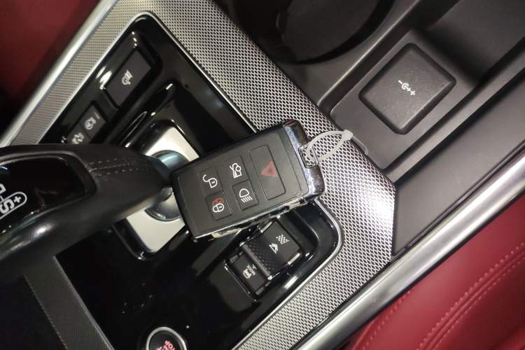 Used Jaguar XEL 2022 2.0T 250 PS R-DYNAMIC S Advanced Sport Edition
