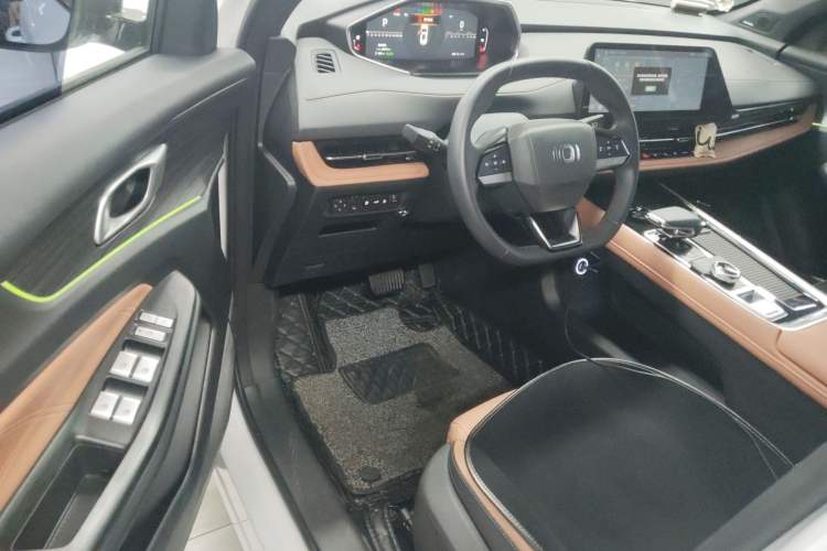 Used  Q05 2024 Truly Delicious Version 125" Beyond-Performance Model CATL
