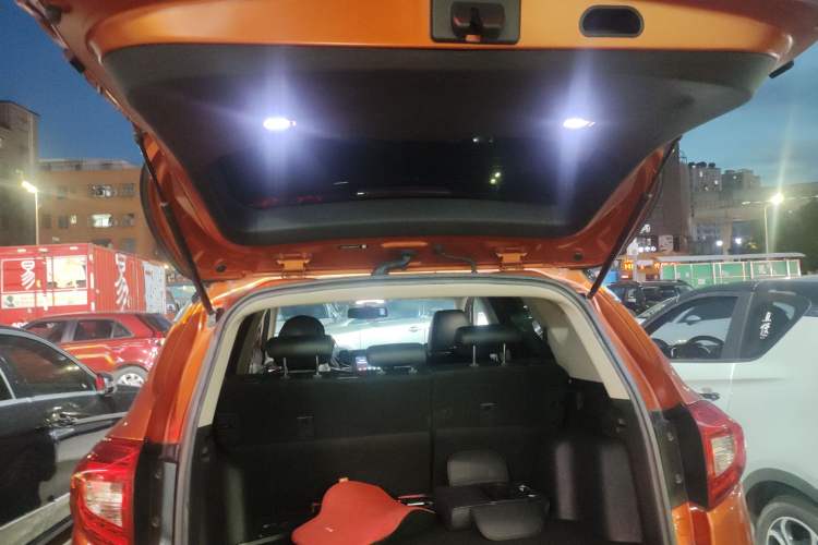 Used BYD Song New Energy 2017 Song DM 1.5TID All-Wheel Drive Luxury Model