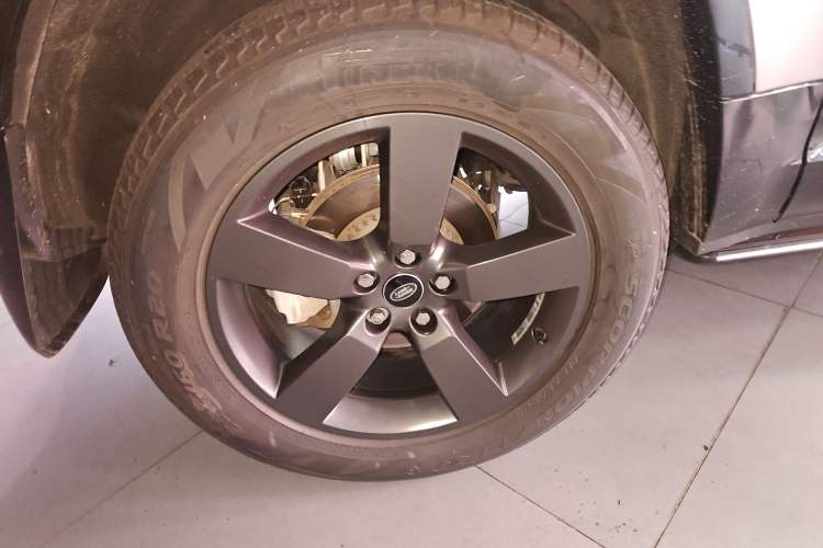 Used Land Rover Defender 2023 90 2.0T P300 X-DYNAMIC HSE