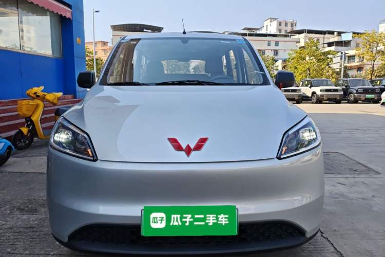 Used Wuling Hongguang New Energy 2024 All-Electric Model 300KM Practical Version
