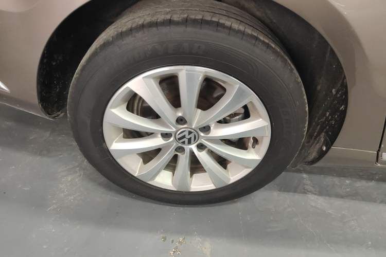 Used Volkswagen Magotan 2015 1.8TSI Advanced Model
