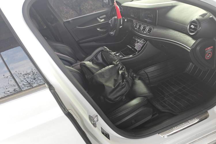 Used Mercedes-Benz E-Class 2016 E 200 L Sport Edition