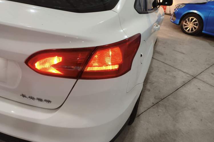 Used Ford Focus 2015 Sedan 1.6L Automatic Comfort Model