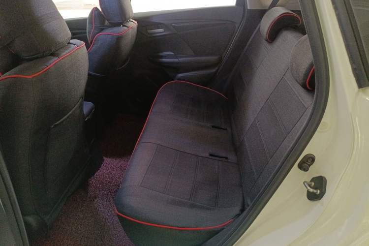 Used Honda Fit 2016 1.5L LX CVT Comfort Model
