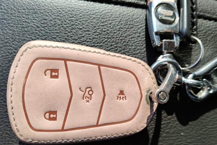 Used Cadillac XT4 2021 28T Two-Wheel Drive Leading Version
