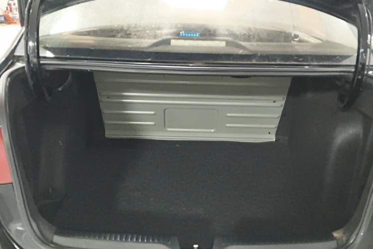 Used Volkswagen Santana 2016 1.6L Manual Fashion Edition
