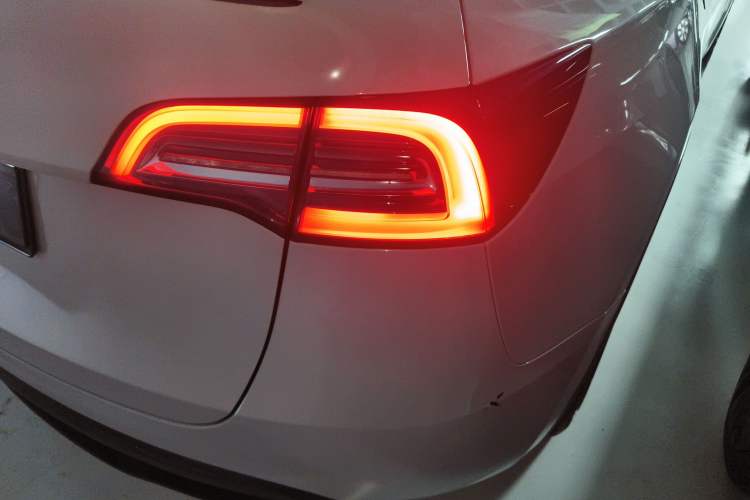 Used Tesla Model Y 2022 Revised Version Long-Range All-Wheel Drive
